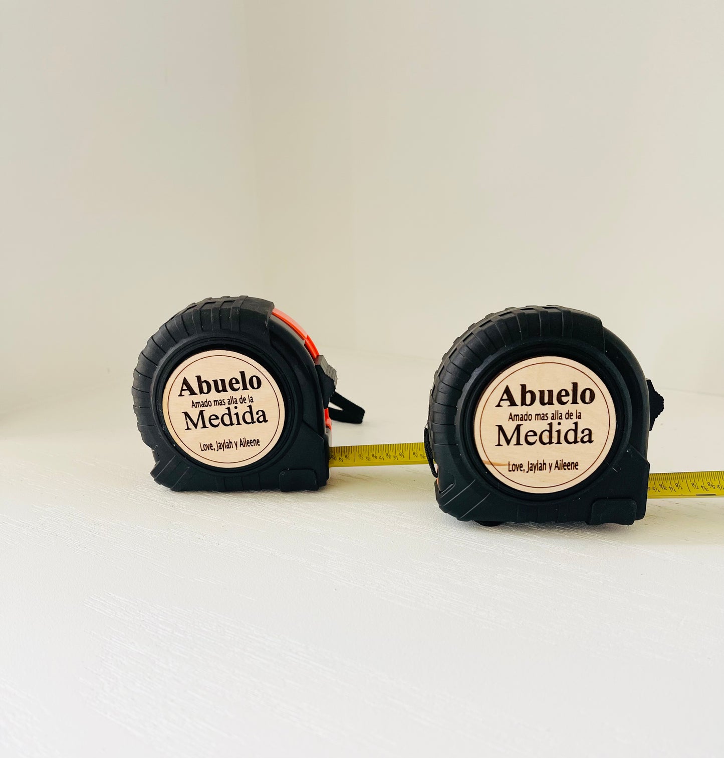 Abuelo Tape Measure